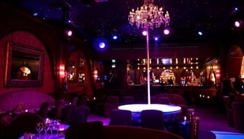 Secret Square, club de strip-tease à Paris